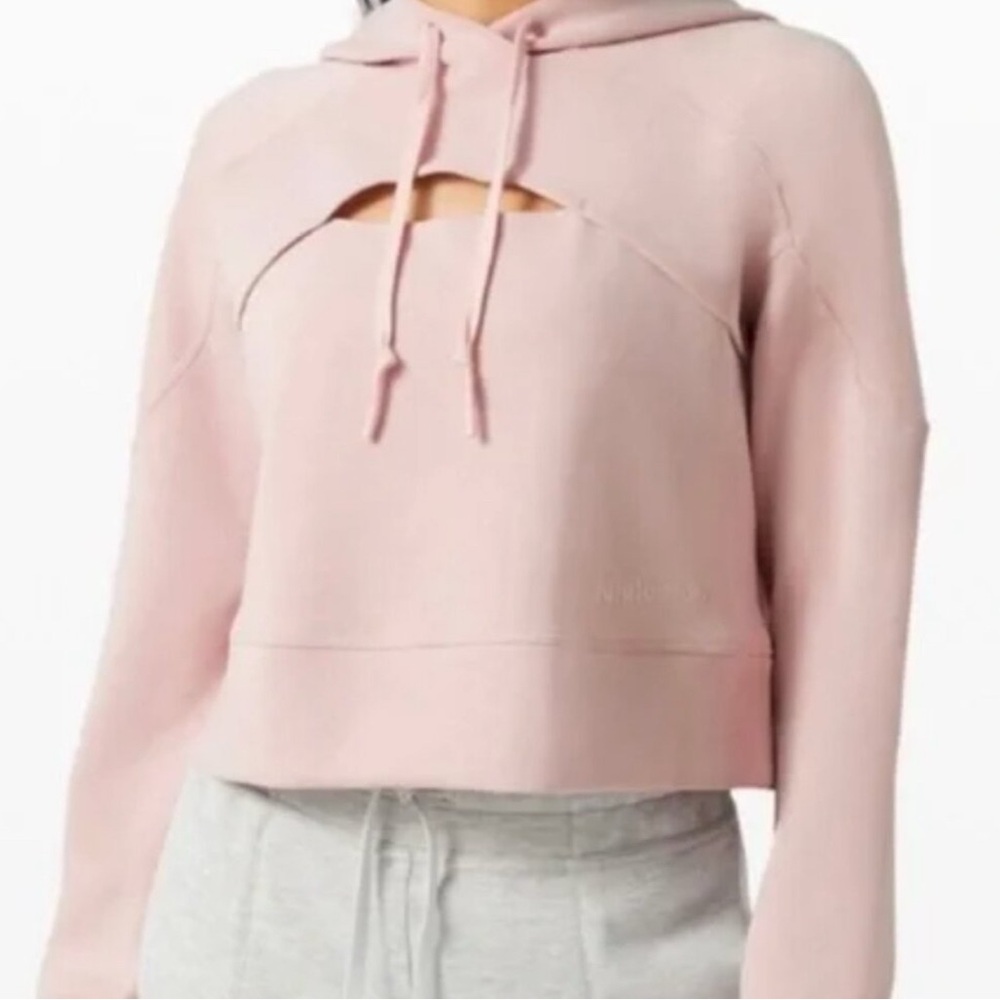 Lululemon Get Centered Crop Hoodie - Size 6- Misty Pink